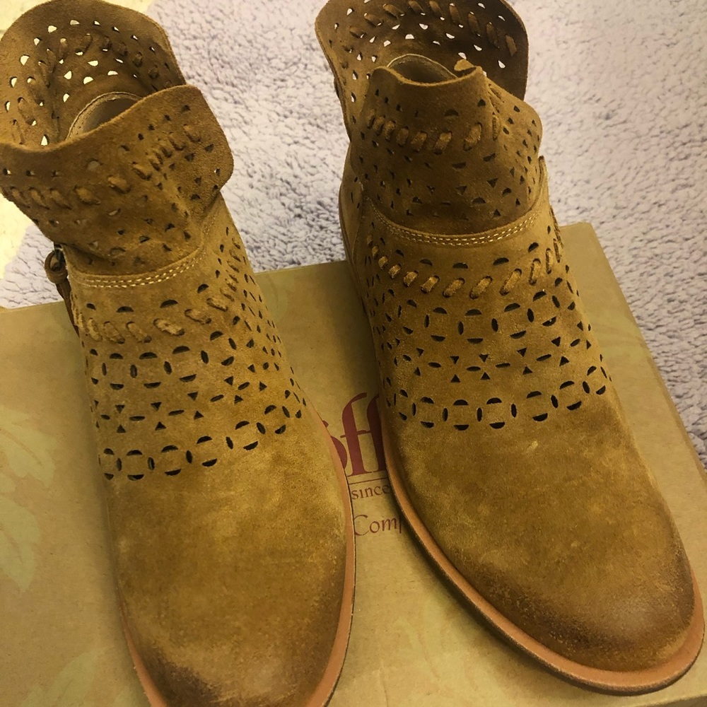 Soft Boots